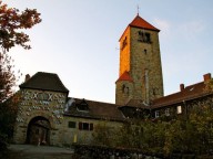Partyraum: Burg mit Rundblick über die Rheinebene