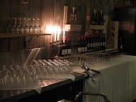 Partyraum: Gemütliche Bar mit Restaurant in Neuss