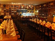 Partyraum: Stilvolles Restaurant mit mediterranem Flair